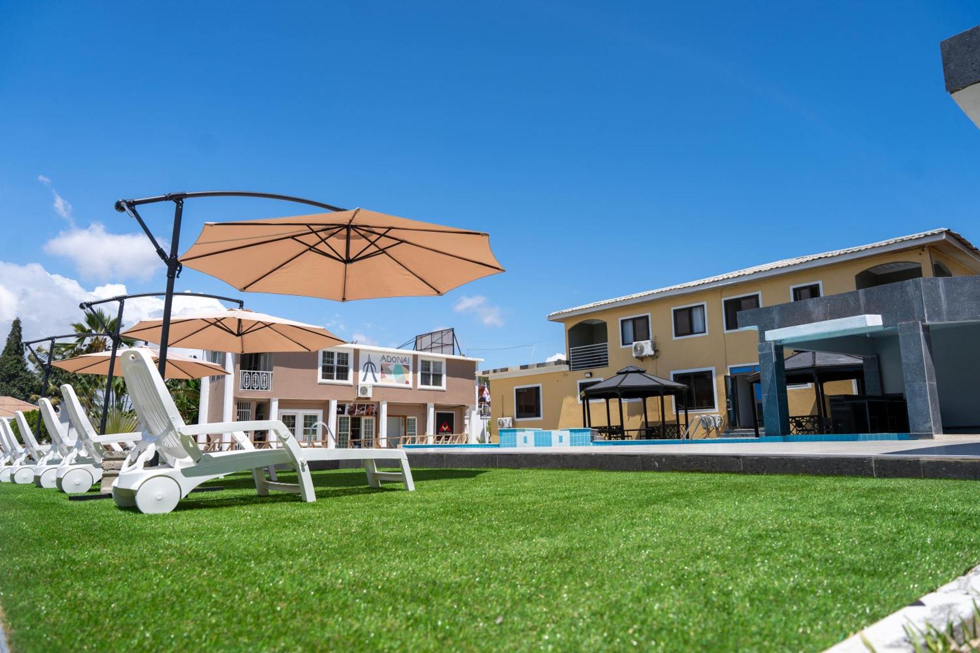 Adonai Hotel Tema Exteriér fotografie